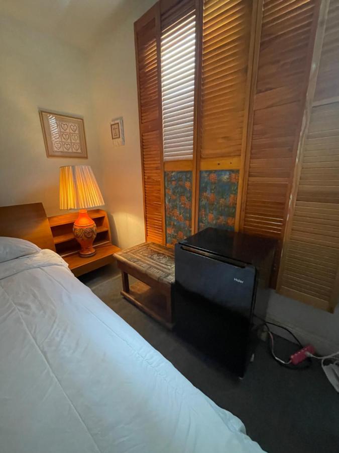 Habitacion Centrica Calle 8 Miami Bagian luar foto